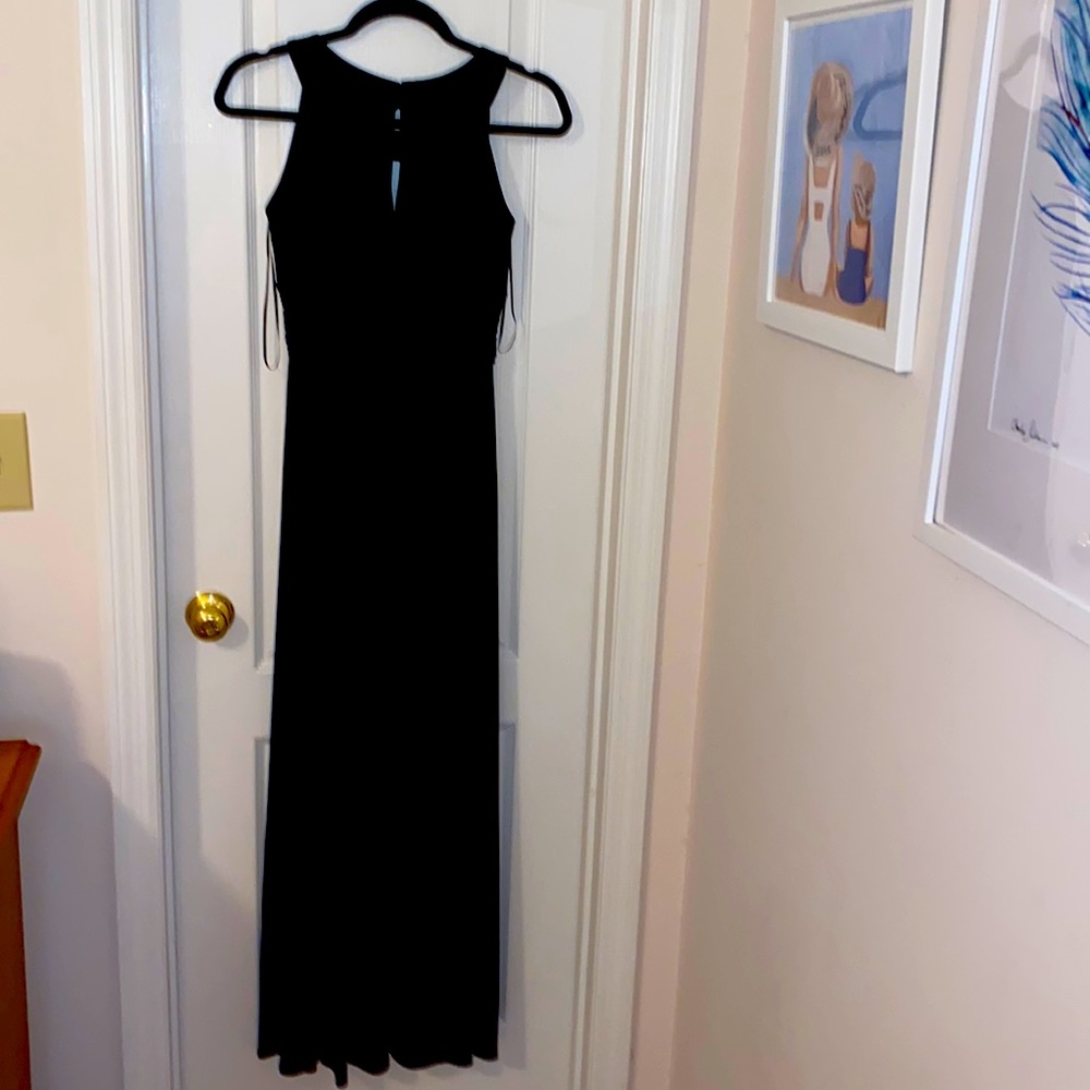 Black Semi Formal Dress Gown Sz 4 Signature By Sangria, New w/out tags, Exc Cond